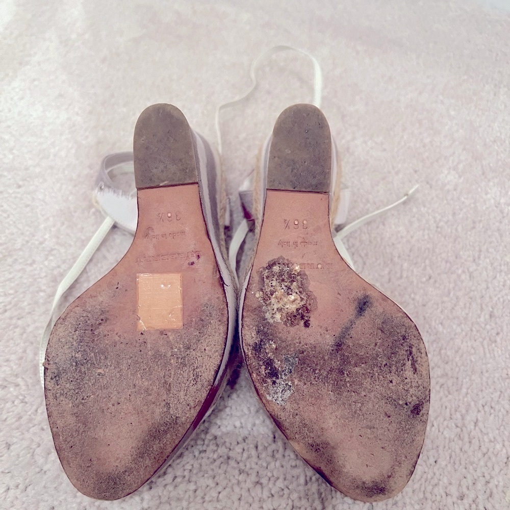 Burberry Wedges in Excellent Condition. Size 6.5 - Picture 2 of 8